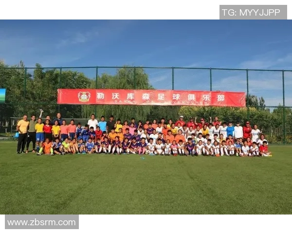 奔跑的足球之星：他们如何用速度与激情书写赛场传奇